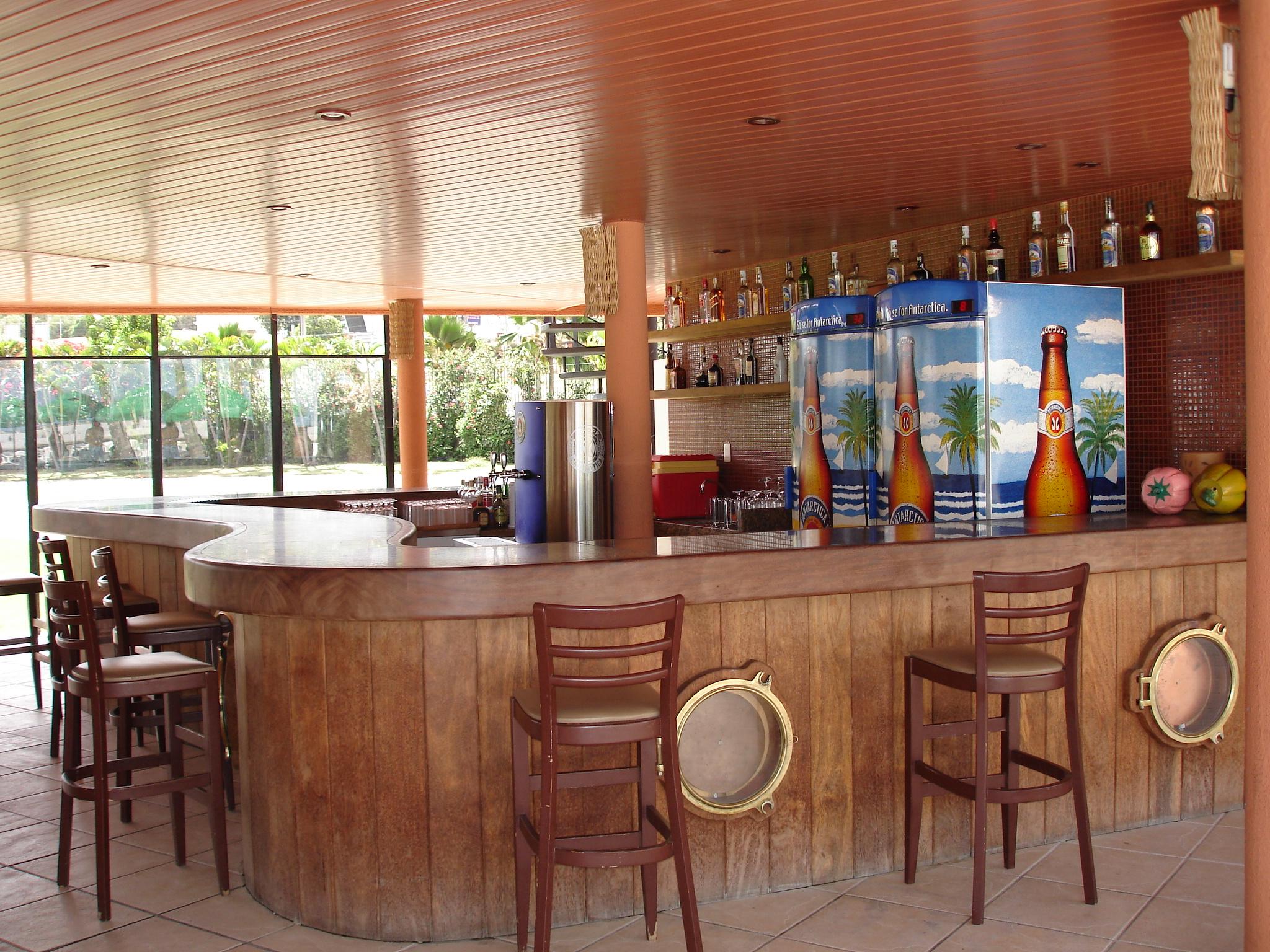 Marina Park Hotel Форталеза Екстериор снимка A poolside bar